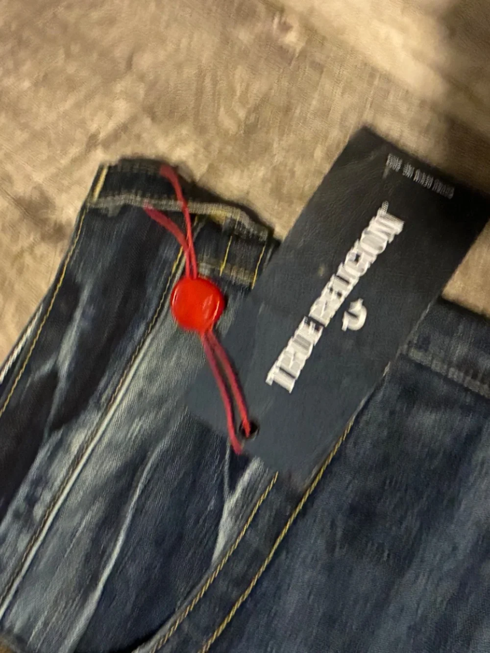 Vintage True Religion Billy Relaxed Bootcut Jeans Dark Wash Denim SZ 44 NWT New